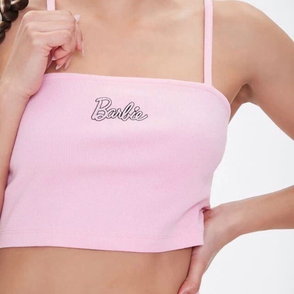 Forever 21 x Barbie Pink Logo crop Tank Top. Size Small